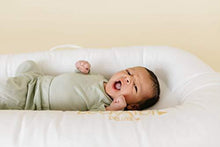 Load image into Gallery viewer, DockATot Deluxe+ Dock - The All in One Portable & Lightweight Baby Lounger - Suitable from 0-8 Months (Pristine White)