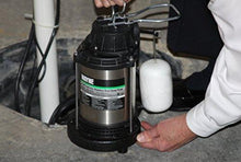 Load image into Gallery viewer, WAYNE CDU980E 3/4 HP Submersible Cast Iron and Stainless Steel Sump Pump With Integrated Vertical Float Switch
