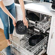 Load image into Gallery viewer, Ninja Foodi AG301 5-in-1 Indoor Electric Countertop Grill with 4-Quart Air Fryer, Roast, Bake, Dehydrate, and Cyclonic Grilling Technology
